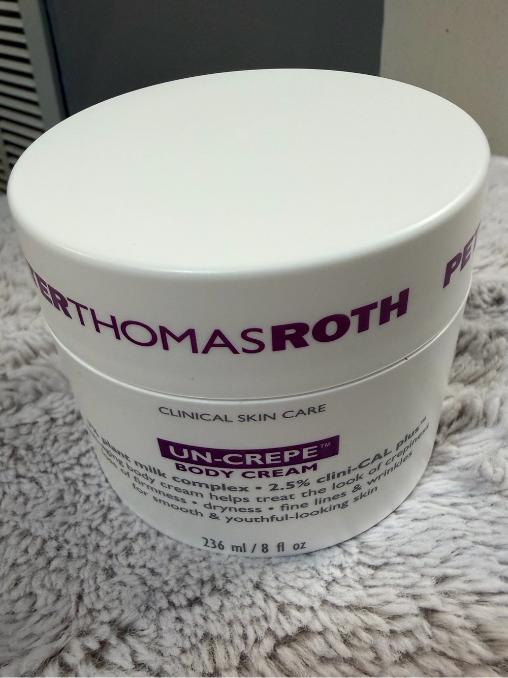 Peter Thomas Roth White Jar with Purple Logo Body Cream